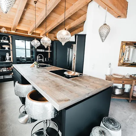 K Style Alpine Loft With Private Sauna 公寓 米耶德斯